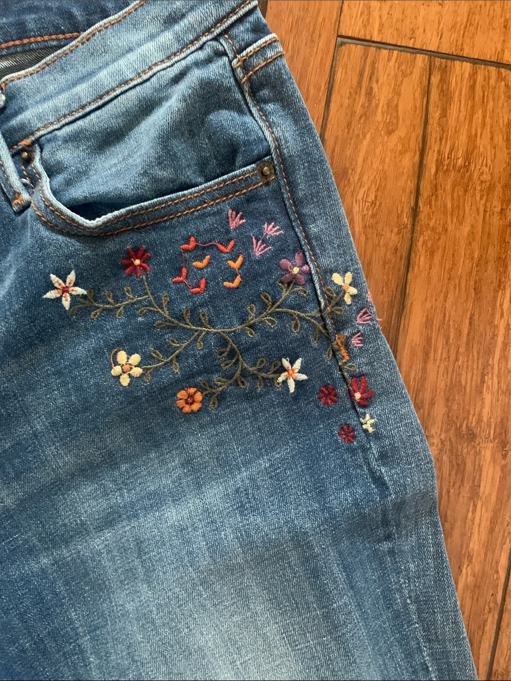 DRIFTWOOD Light Blue Embroidered Wide-Leg Jeans - Picture 3 of 10